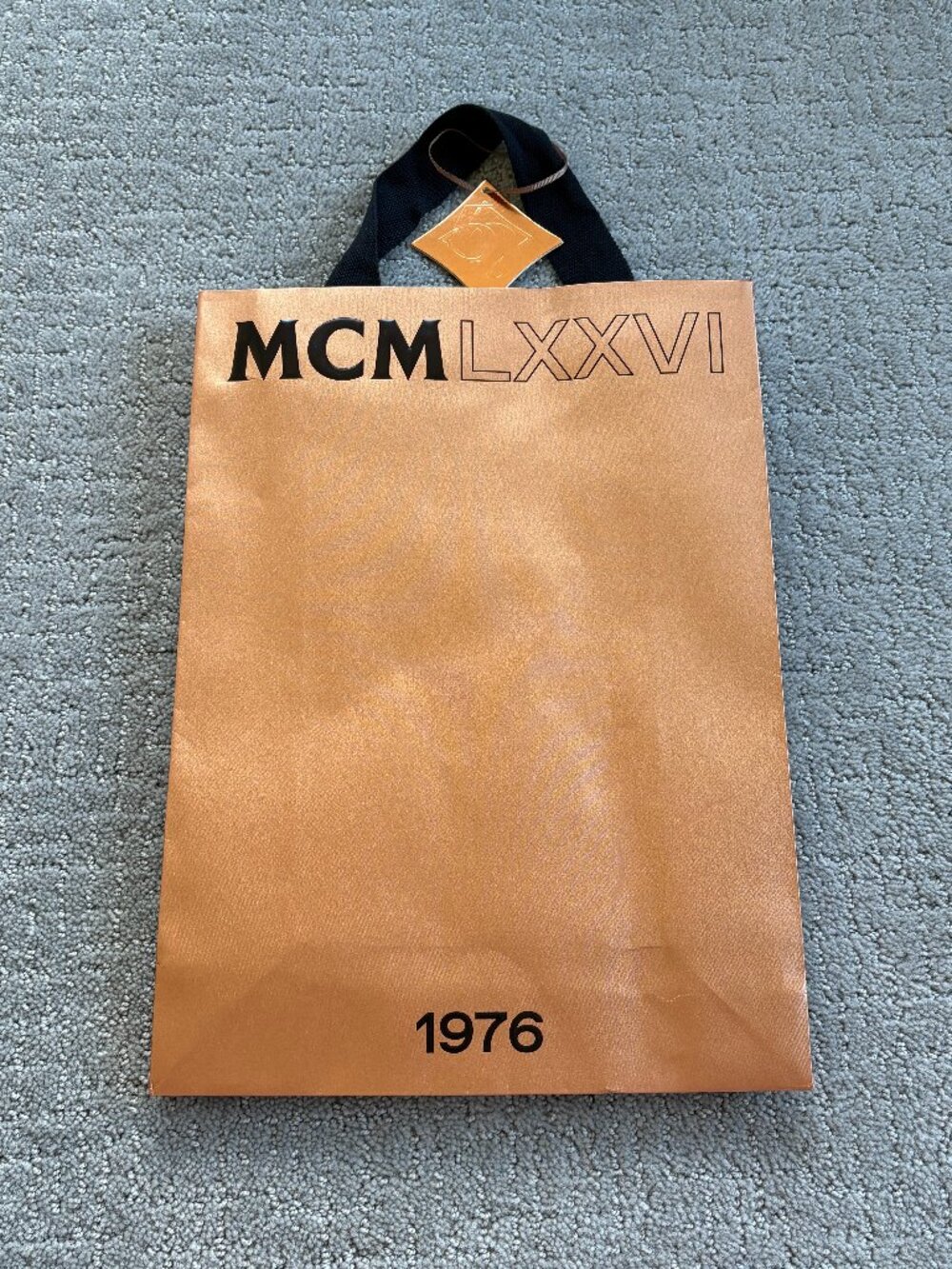 NEW MCMLXXVI 1976 Gold Paper Gift Bag with Cloth Handle Logo with Gift Name Tag